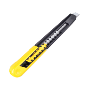 Large Knife with Break a Way Blade
